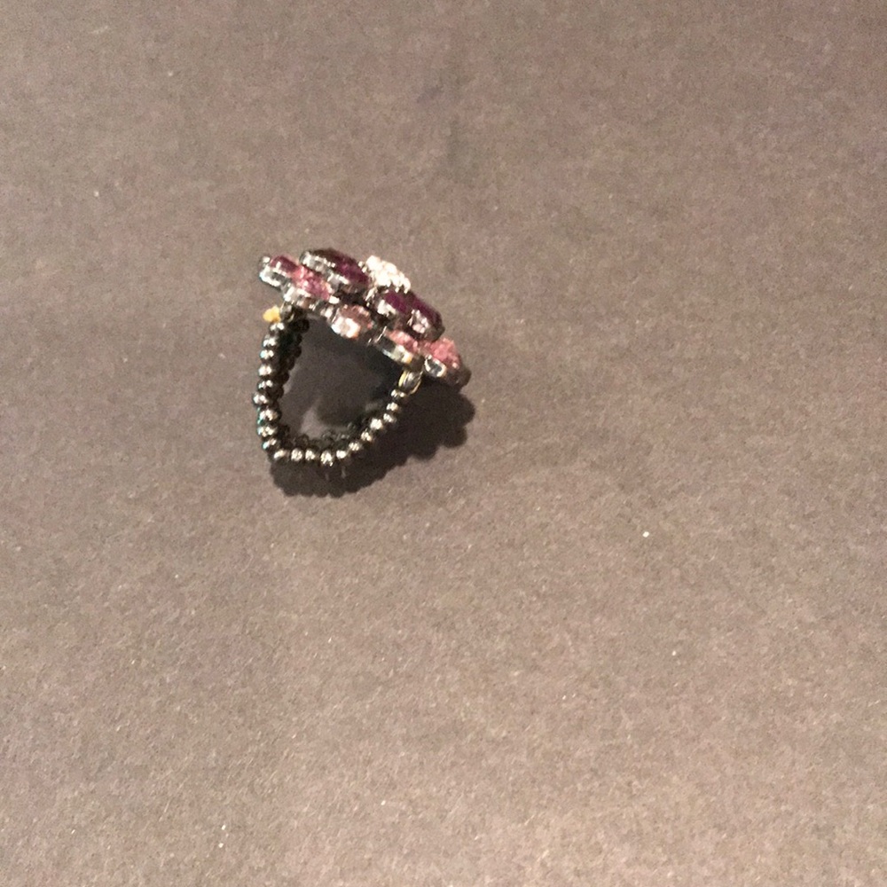 Ring - Picture 3 of 3